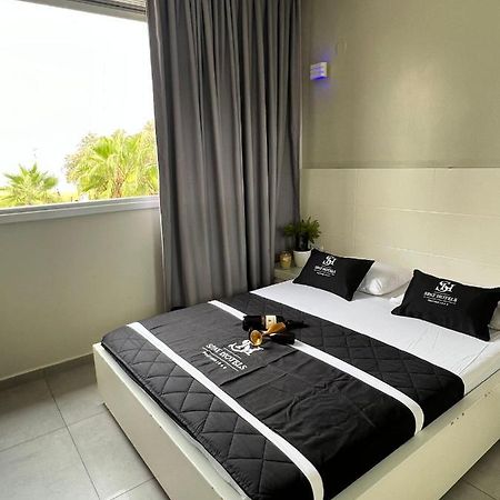 Motel Hofim Bat Yam Eksteriør bilde